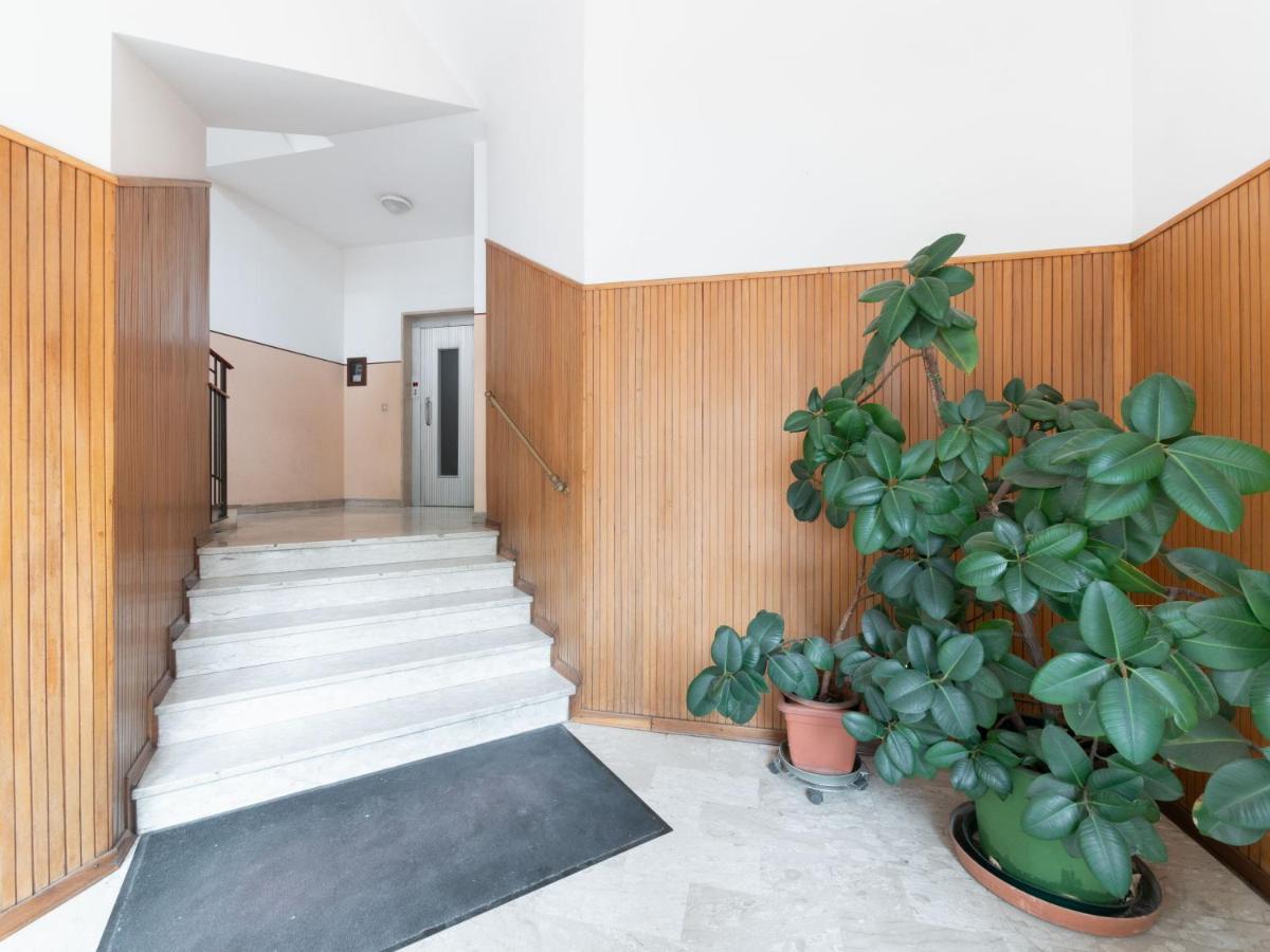Flaminia Bright & Roomy Apartment Pesaro Exterior photo