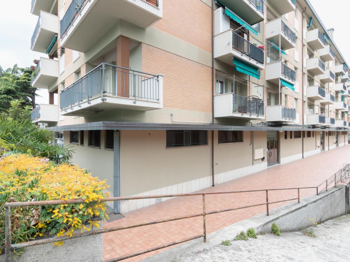 Flaminia Bright & Roomy Apartment Pesaro Exterior photo